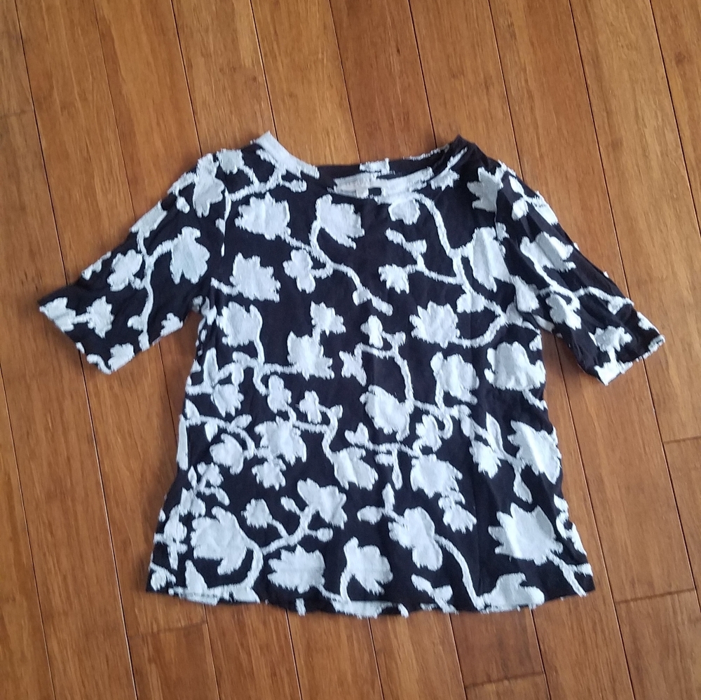 Black and White Loft Top